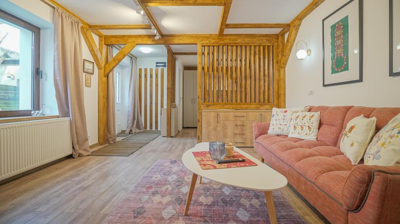 Oldtown Refuge Appartement Braşov Buitenkant foto