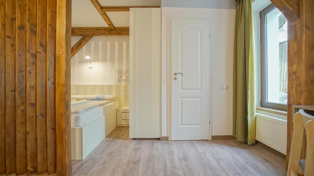 Oldtown Refuge Appartement Braşov Buitenkant foto