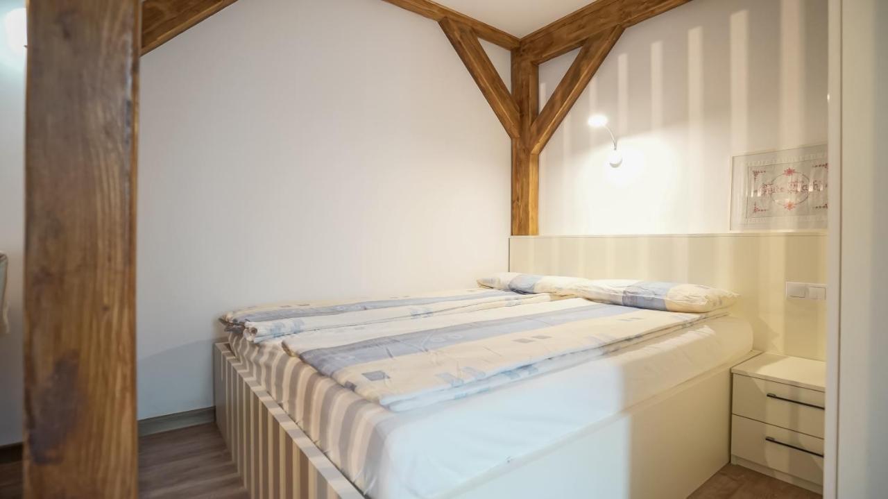 Oldtown Refuge Appartement Braşov Buitenkant foto