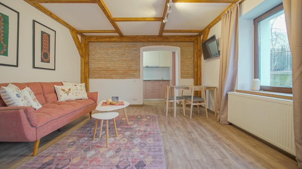 Oldtown Refuge Appartement Braşov Buitenkant foto