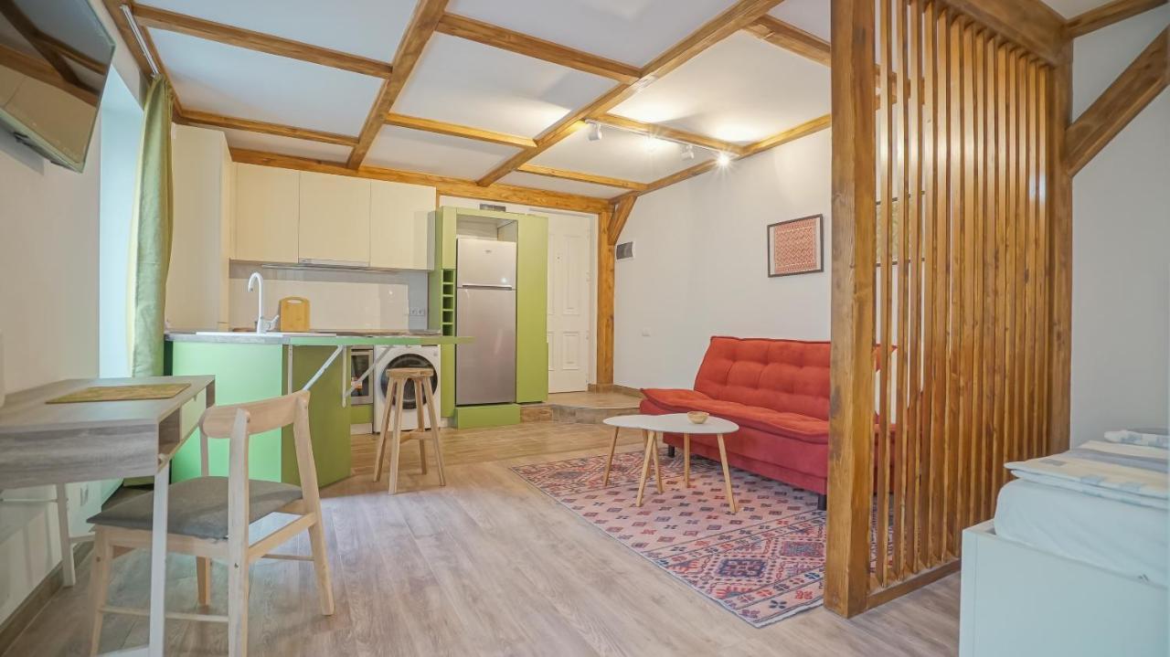 Oldtown Refuge Appartement Braşov Buitenkant foto