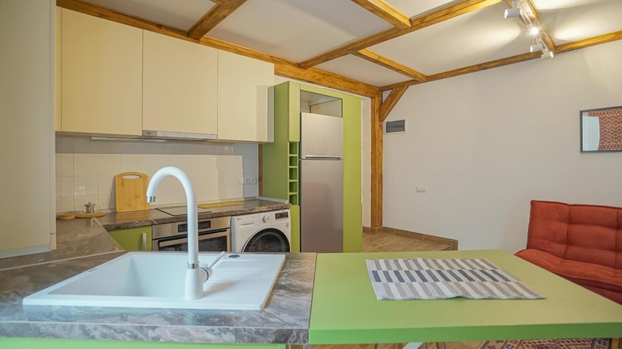 Oldtown Refuge Appartement Braşov Buitenkant foto